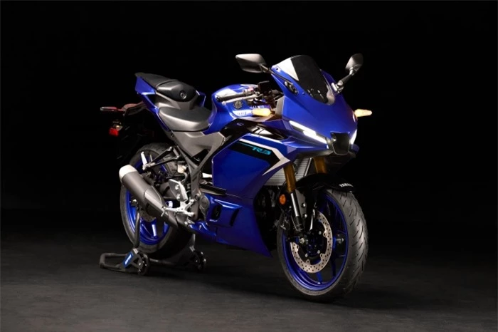 yamaha-r3-3