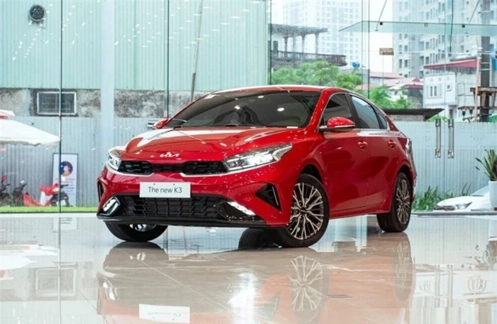 Giá xe Kia K3 lăn bánh giữa tháng 12/2024 rẻ giật mình, tuyên chiến Hyundai Elantra và Mazda3 ảnh 4