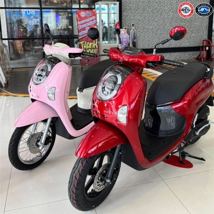 Giá xe tay ga Honda SH Mode tháng 9/2025 vẫn ổn định nhưng gia tăng tại đại lý