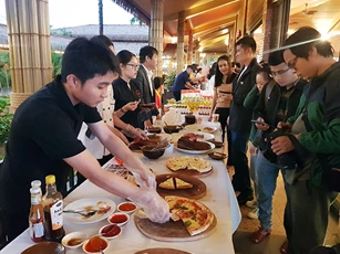Đà Nẵng: Đặc sắc phiên chợ đón giáng sinh, chào năm mới 2025