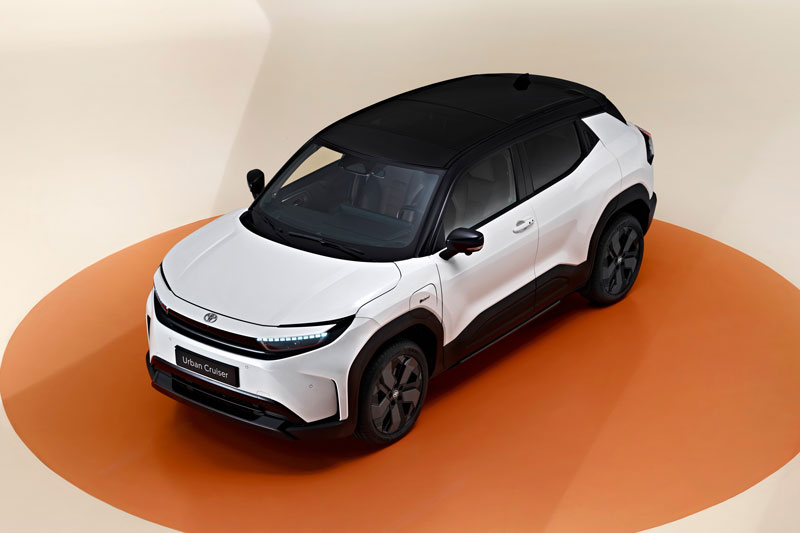 Toyota hé lộ SUV chạy điện hoàn toàn mới: Lớn hơn Yaris Cross, so kè cùng Hyundai Kona