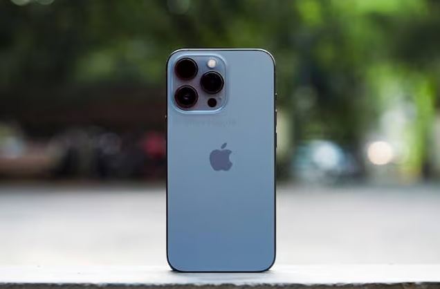 iPhone trang bị màn hình 120Hz nay chỉ còn khoảng 12 triệu đồng, chốt ngay đi còn chần chừ gì nữa!