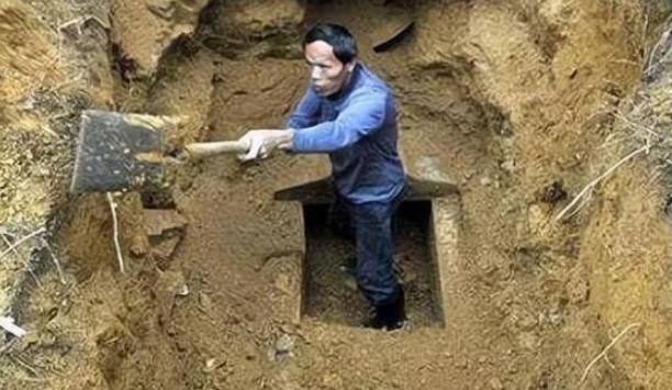 Tại sao những kẻ trộm mộ không sống lâu? Đây không phải quả báo trong mê tín, mà là có cơ sở khoa học