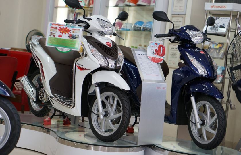 Xe hot của Honda nhận ưu đãi khủng: Giá Honda Vision, SH, LEAD... chạm đáy, có mẫu tặng kèm điện thoại Samsung