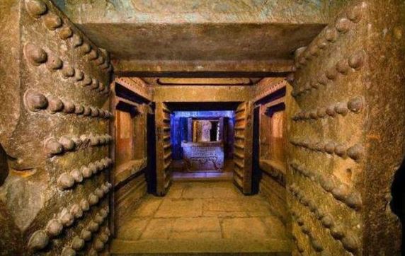 3 cánh cửa chứa đầy kho báu trên thế giới nhưng 'không thể mở được': Nguyên nhân gây 'sốc'