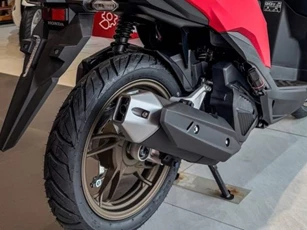 Honda chính thức mở bán ‘vua xe ga’ 125cc mới tại Việt Nam: Đẹp lấn át Air Blade, giá 40,7 triệu đồng