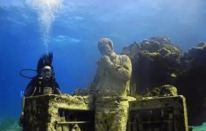 Bảo tàng 'kỳ lạ' nhất thế giới, du khách phải biết lặn nếu không sẽ không xem được hiện vật