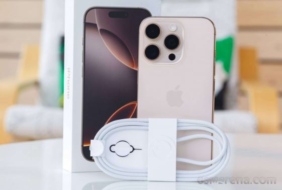 iPhone 16 Pro hiệu năng khủng giảm hấp dẫn giữa tháng 12, đe nẹt Galaxy S24 Ultra