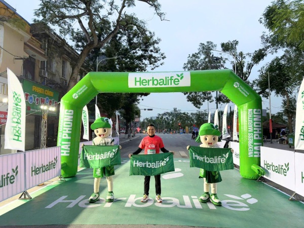 Herbalife Việt Nam đồng hành cùng VnExpress Marathon Hải Phòng, khuyến khích lối sống năng động lành mạnh