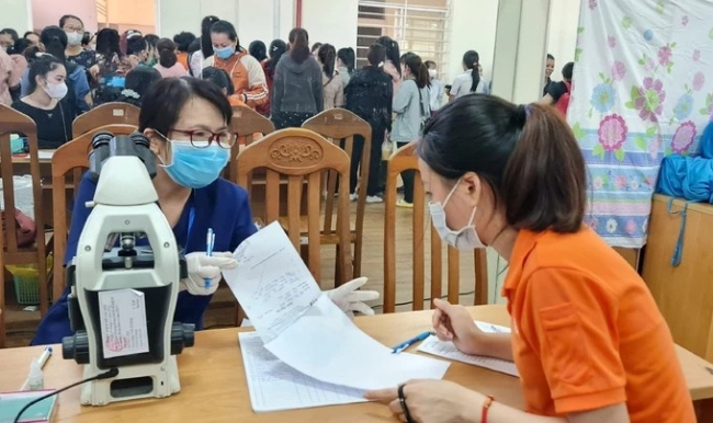 Y tế địa phương chưa theo kịp tăng trưởng lao động tại khu công nghiệp