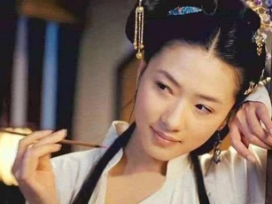 'Thà lấy kỹ nữ hoàn lương còn hơn lấy một cô vợ vượt tường', 'vợ vượt tường' là gì mà người xưa căm ghét tới vậy?