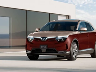 Tầm giá hơn 1 tỷ đồng chọn xe điện VF 8 hay xe hybrid Honda CR-V e: HEV RS?