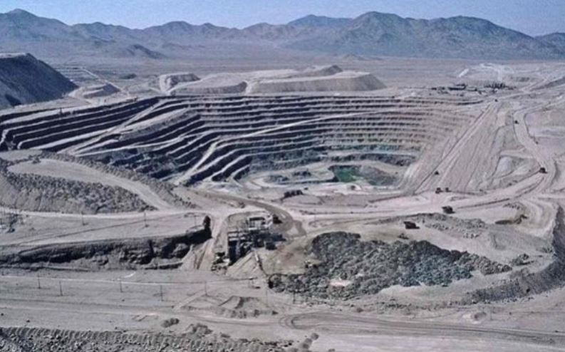 Mặt hàng Trung Quốc thống trị khắp thế giới đang gặp 'sóng gió': Giá giảm gần 90% chỉ trong 2 năm, các công ty đầu tư khai thác bất chấp thua lỗ