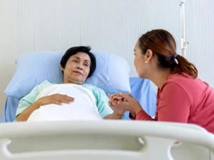 Chăm sóc mẹ chồng suốt 13 năm nhưng không có tên trong di chúc: Sau khi bà mất 5 ngày, tôi được yêu cầu đến ngân hàng