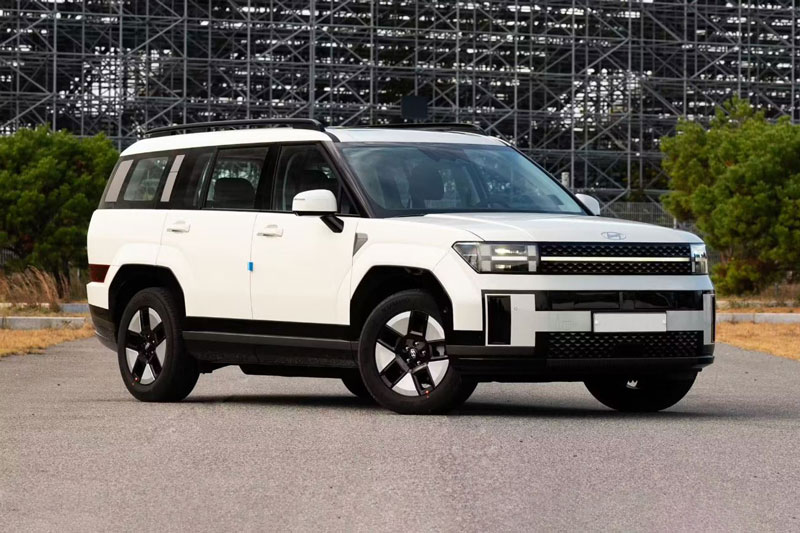 Top 10 xe hybrid c&#x1EE1; l&#x1EDB;n t&#x1ED1;t nh&#x1EA5;t trong t&#x1EA7;m gi&#xE1; d&#x1B0;&#x1EDB;i 60.000 USD: Hyundai Santa Fe