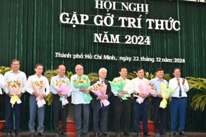 Tạo môi trường thông thoáng nhất cho hoạt động nghiên cứu khoa học