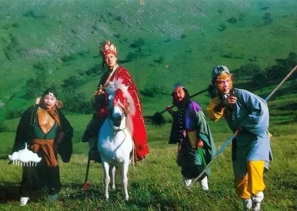 Kiếp trước của Đường Tăng là Kim Thiền Tử, kiếp trước của Bát Giới là Thiên Bồng Nguyên Soái, vậy kiếp trước của Tôn Ngộ Không là ai?