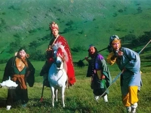 Kiếp trước của Đường Tăng là Kim Thiền Tử, kiếp trước của Bát Giới là Thiên Bồng Nguyên Soái, vậy kiếp trước của Tôn Ngộ Không là ai?