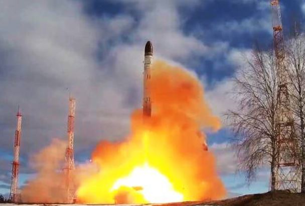 Chuyên gia so sánh tên lửa Oreshnik của Nga với hệ thống phòng thủ tên lửa phương Tây