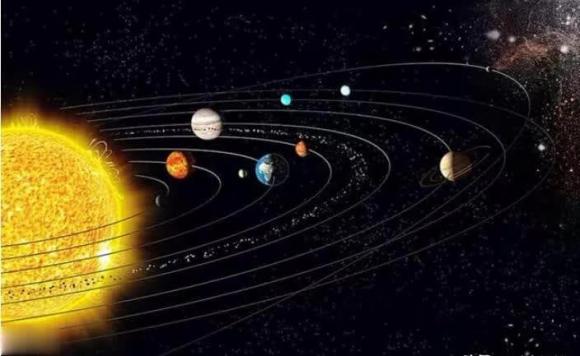 Khối lượng trái đất lên tới 60 nghìn tỷ tấn, vì sao không rơi mà lơ lửng trong không gian?