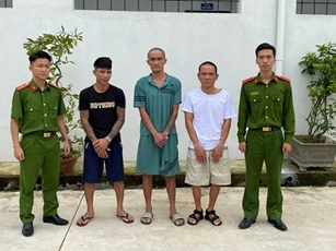 Triệt xóa ổ nhóm ma túy có vũ khí 'nóng'