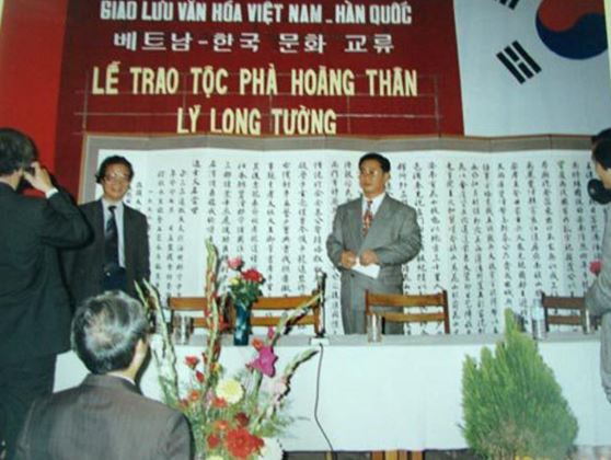 Giải mã bí ẩn về dòng họ Hàn Quốc gốc hoàng tộc Việt Nam: Hậu duệ bái tổ sau 800 năm, linh ứng lời sấm truyền