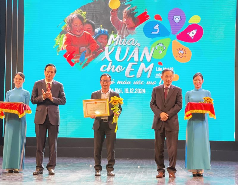 Quỹ 'Vì cuộc sống tươi đẹp' được vinh danh