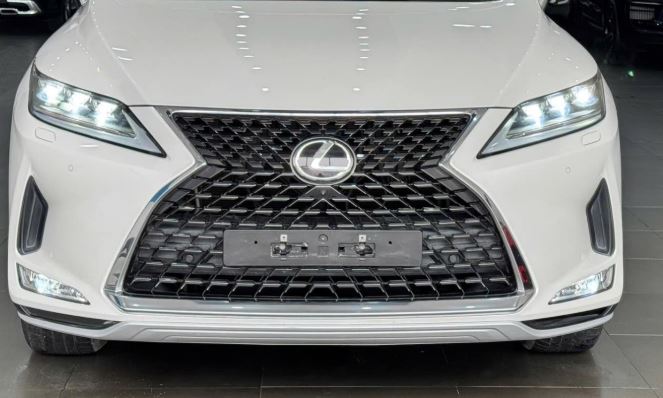 Bất ngờ với giá Lexus RX300 sau 3 năm lăn bánh
