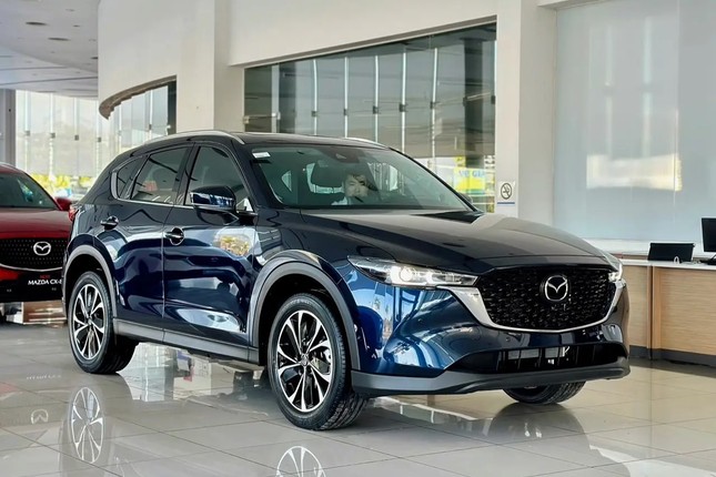 Những mẫu xe SUV cỡ C chạy đua giảm giá dịp cuối năm