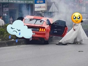 Quảng Ninh: Chú rể cầm lái 'ngựa hoang' Ford Mustang tông vào dải phân cách nát đầu xe