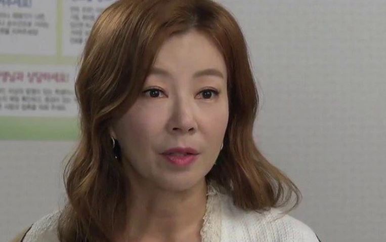 Con trai v&#x1EEB;a m&#x1EA5;t, m&#x1EB9; ch&#x1ED3;ng &#x111;&#xE3; &#x111;&#xF2;i nh&#xE0;: Cu&#x1ED9;c &#x111;&#x1ED1;i &#x111;&#x1EA7;u &quot;c&#x103;ng nh&#x1B0; d&#xE2;y &#x111;&#xE0;n&quot; v&#x1EDB;i c&#xFA; ph&#x1EA3;n &#x111;&#xF2;n b&#x1EA5;t ng&#x1EDD; t&#x1EEB; ng&#x1B0;&#x1EDD;i con d&#xE2;u