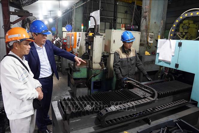 Nhìn lại kinh tế Thủ đô -  Bài 1: Cán đích hơn mong đợi