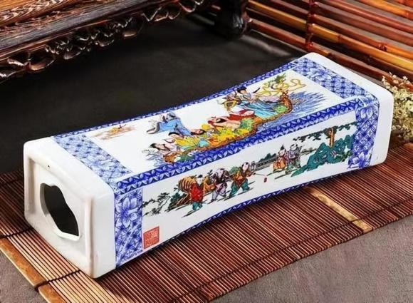 Ngủ trên gối cứng người xưa có đau đầu hay mất ngủ không? Câu trả lời sẽ khiến bạn kinh ngạc