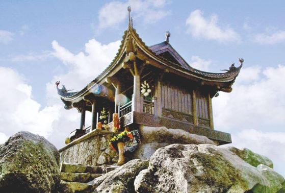 Giải mã bí ẩn về ngôi chùa độc nhất vô nhị trên thế giới tọa lạc ở Việt Nam, nằm tại nơi linh thiêng ngàn năm