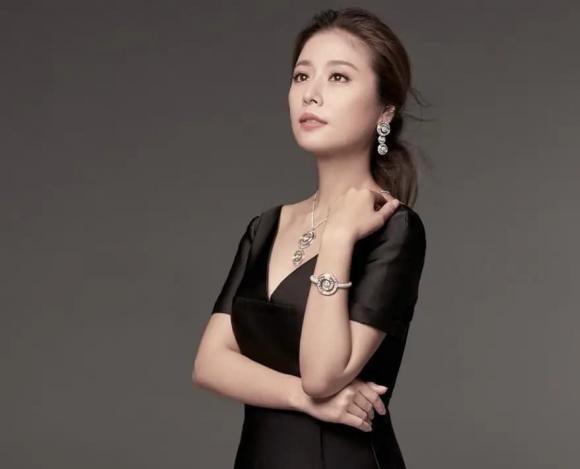 Lâm Tâm Như sở hữu khối tài sản hàng nghìn tỷ nhưng bị chỉ trích là keo kiệt