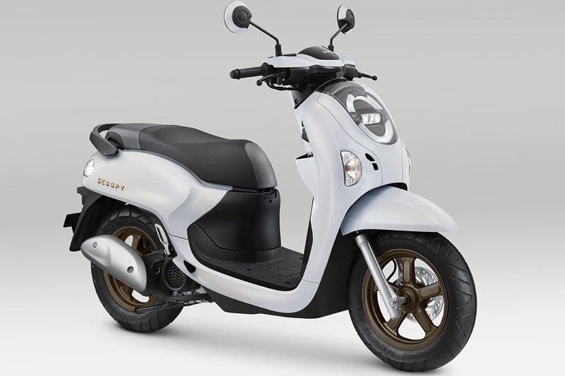 Honda Scoopy 2025.