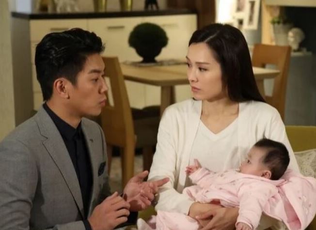 Nh&#x1EDD; ch&#x1ED3;ng d&#x1ED7; con, anh &#x111;&#xE1;p l&#x1EA1;i 5 t&#x1EEB;, t&#xF4;i quy&#x1EBF;t &#x111;&#x1ECB;nh ly h&#xF4;n v&#xEC; nh&#x1EAD;n ra 3 &#x111;i&#x1EC1;u