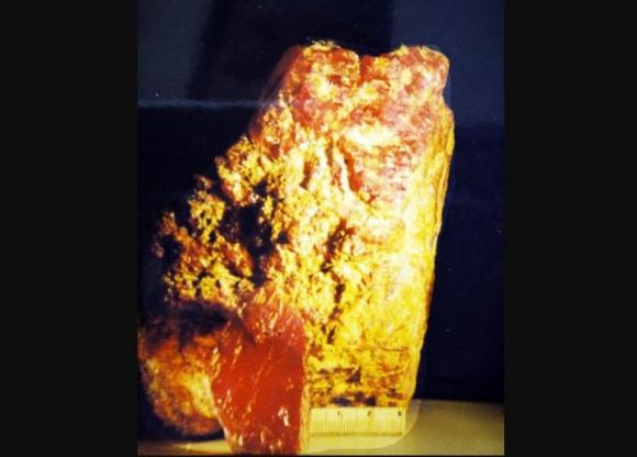 Việt Nam sở hữu viên ruby nặng 2,16kg là bảo vật quốc gia, thị trường đá quý thế giới cũng phải ngỡ ngàng