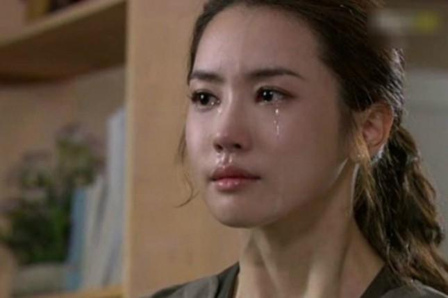 &#x110;&#x1EDD;i b&#x1EA1;c t&#xEC;nh th&#xEC; t&#xF4;i c&#x169;ng b&#x1EA1;c ngh&#x129;a, ch&#x1EC9; sau m&#x1ED9;t c&#xFA; &#x111;i&#x1EC7;n tho&#x1EA1;i c&#x1EA3; nh&#xE0; ch&#x1ED3;ng t&#xF4;i ph&#x1EA3;i ra &#x111;&#x1B0;&#x1EDD;ng s&#x1ED1;ng...