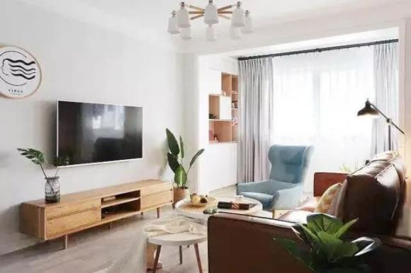 Dù giàu có đến đâu cũng không nên đặt bốn thứ này cạnh TV, hãy cất đi ngay để tránh rủi ro