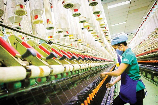  PMI ngành sản xuất sụt giảm tháng cuối năm 2024 