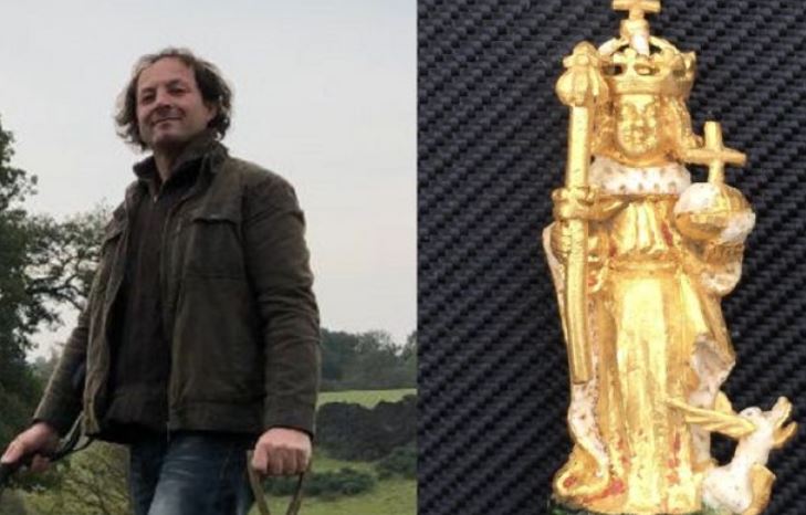 Người đàn ông dò kim loại trên cánh đồng vô tình phát hiện tượng vàng cổ quý hiếm giá trị hơn 60 tỷ