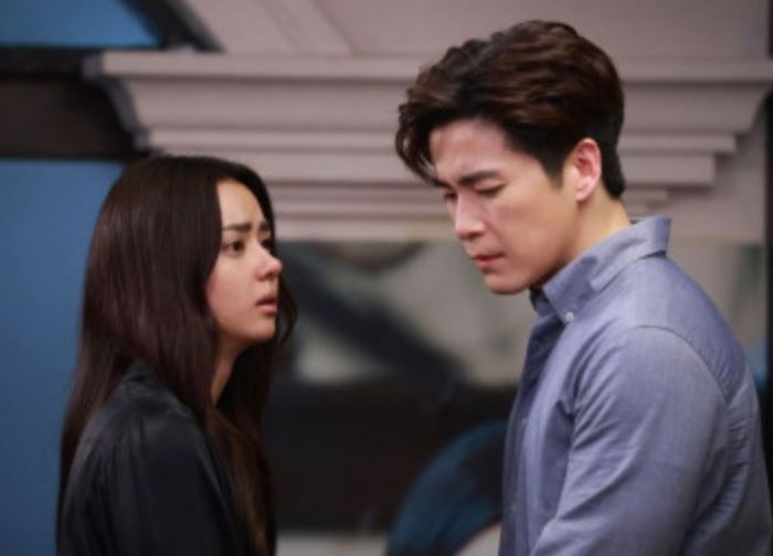 &#x110;&#xEA;m m&#x1B0;a b&#x1EA5;t ng&#x1EDD; v&#xE0; l&#x1EDD;i th&#xEC; th&#x1EA7;m c&#x1EE7;a ch&#x1ED3;ng c&#x169;: C&#xE2;u chuy&#x1EC7;n g&#xE2;y x&#xFA;c &#x111;&#x1ED9;ng l&#xF2;ng ng&#x1B0;&#x1EDD;i