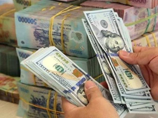 Giá ngoại tệ ngày 4/1/2025: USD giảm nhẹ, Dollar Index lùi về mốc 108