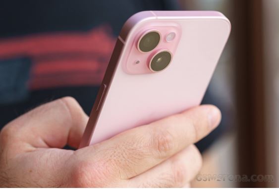 Giá đập hộp iPhone 15 tháng 01/2025: Cực mềm nhờ ưu đãi Tết, hạ đo ván Galaxy S24, Galaxy S24 Ultra