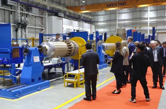 Việt Nam: "Thỏi nam châm" hút vốn FDI