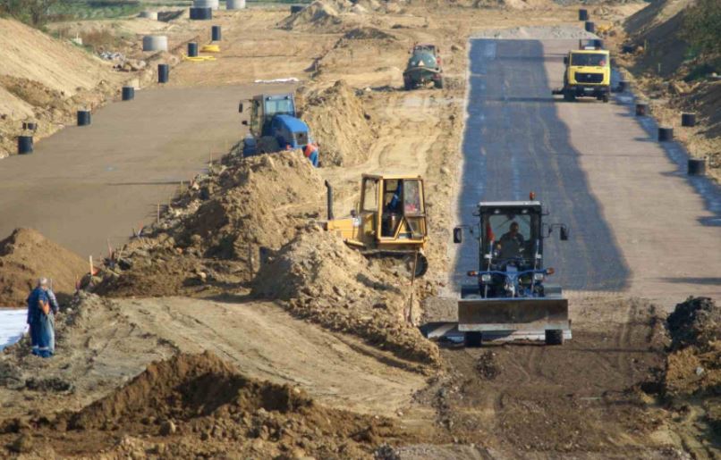 Bất ngờ tiếng báo động vang lên, dự án khoan sâu 2.000m rung chuyển dữ dội, cả công trường dừng thi công, kho báu lộ diện