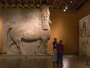 Từ trường tiết lộ tòa nhà gấp đôi Nhà Trắng dưới lòng đất Iraq