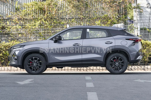 SUV cùng phân khúc với Toyota Yaris Cross, trang bị hiện đại, giá rẻ hơn Kia Morning