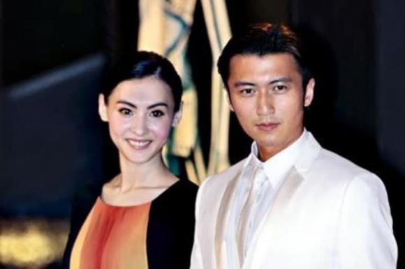 Phải đến khi nhìn thấy bản thỏa thuận tiền hôn nhân của Tạ Đình Phong và Trương Bá Chi, tôi mới nhận ra cặp sao có thể tử tế đến mức nào